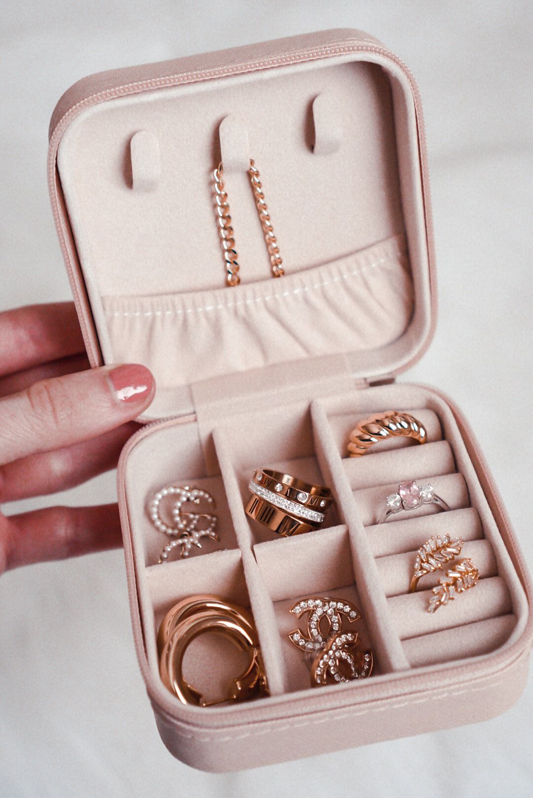 Mini Jewelry Travel Case (Multicolor)